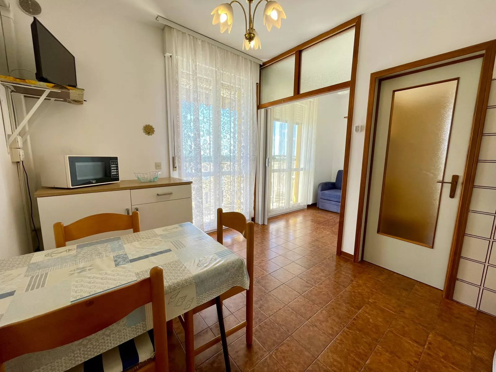 Residence La Zattera - appartamento di angolo con vista mare e piscina, a soli 50 mt dal mare - Foto 3