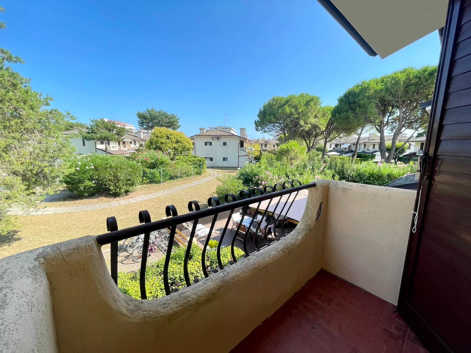 LOS NIDOS, con piscina e campo da tennis. Villetta di testa ad angolo con due camere da letto - Foto 11