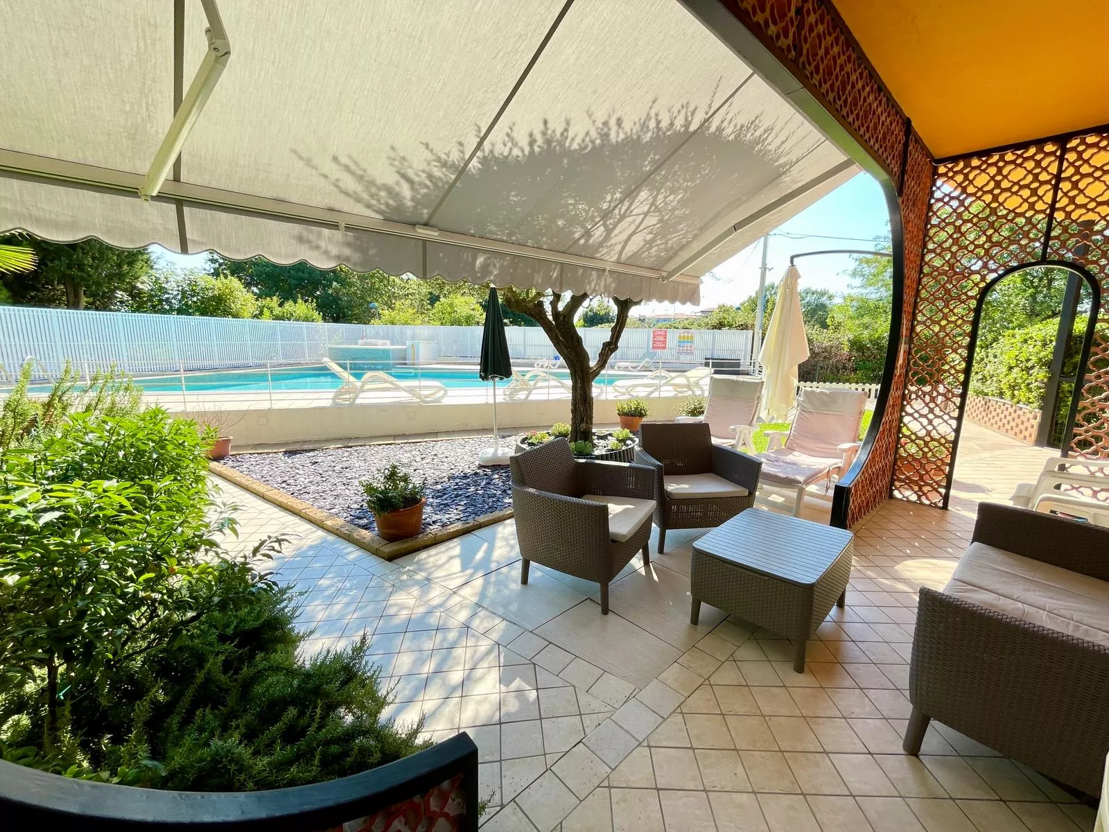 Villetta con riscaldamento, tre camere da letto e piscina, Villaggio Esagono - Foto 4