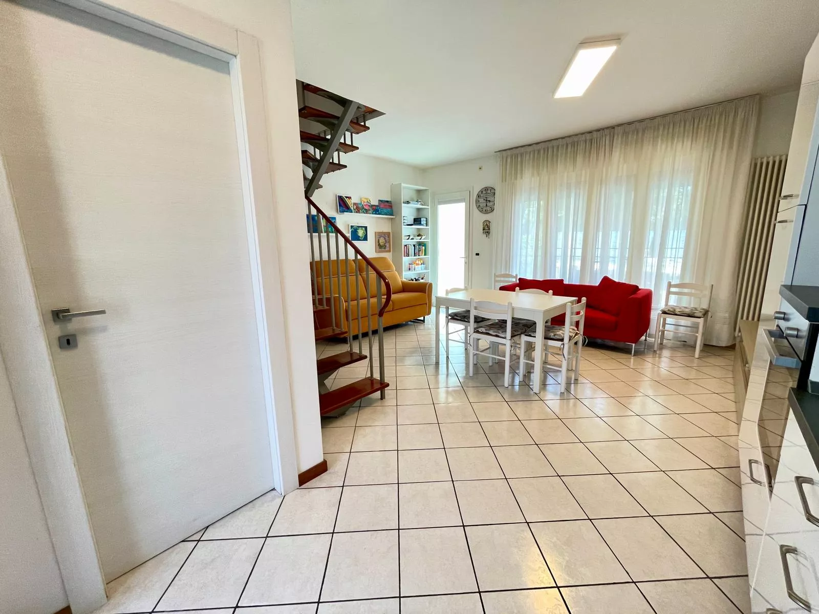 Villetta con riscaldamento, tre camere da letto e piscina, Villaggio Esagono - Foto 10