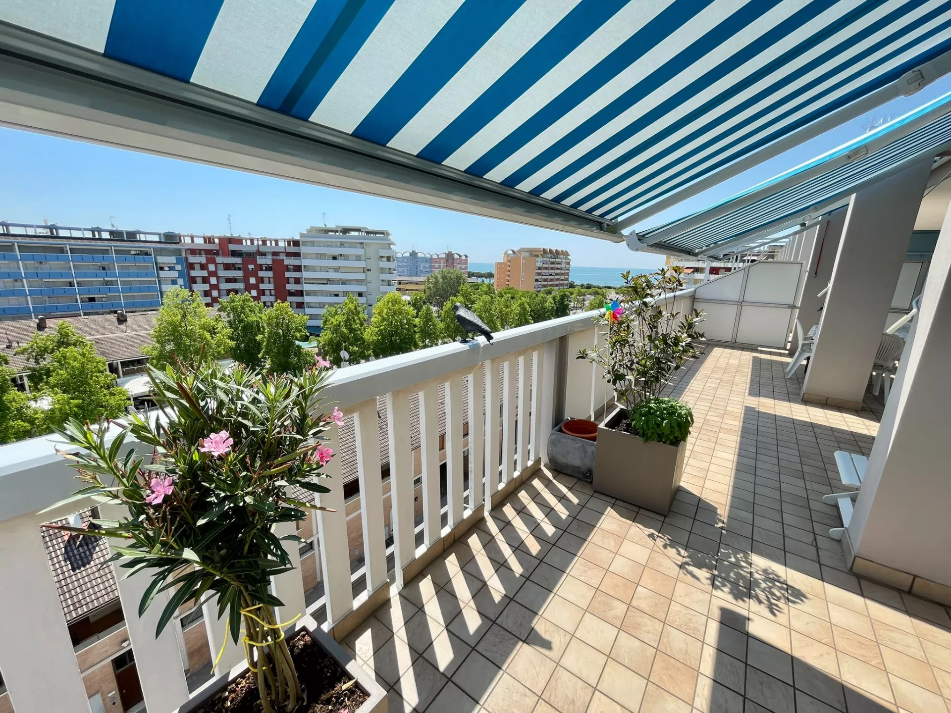Attico vista mare con grande terrazza in Corso Venezia - SOGGIORNO ADRIATICO - Foto 13