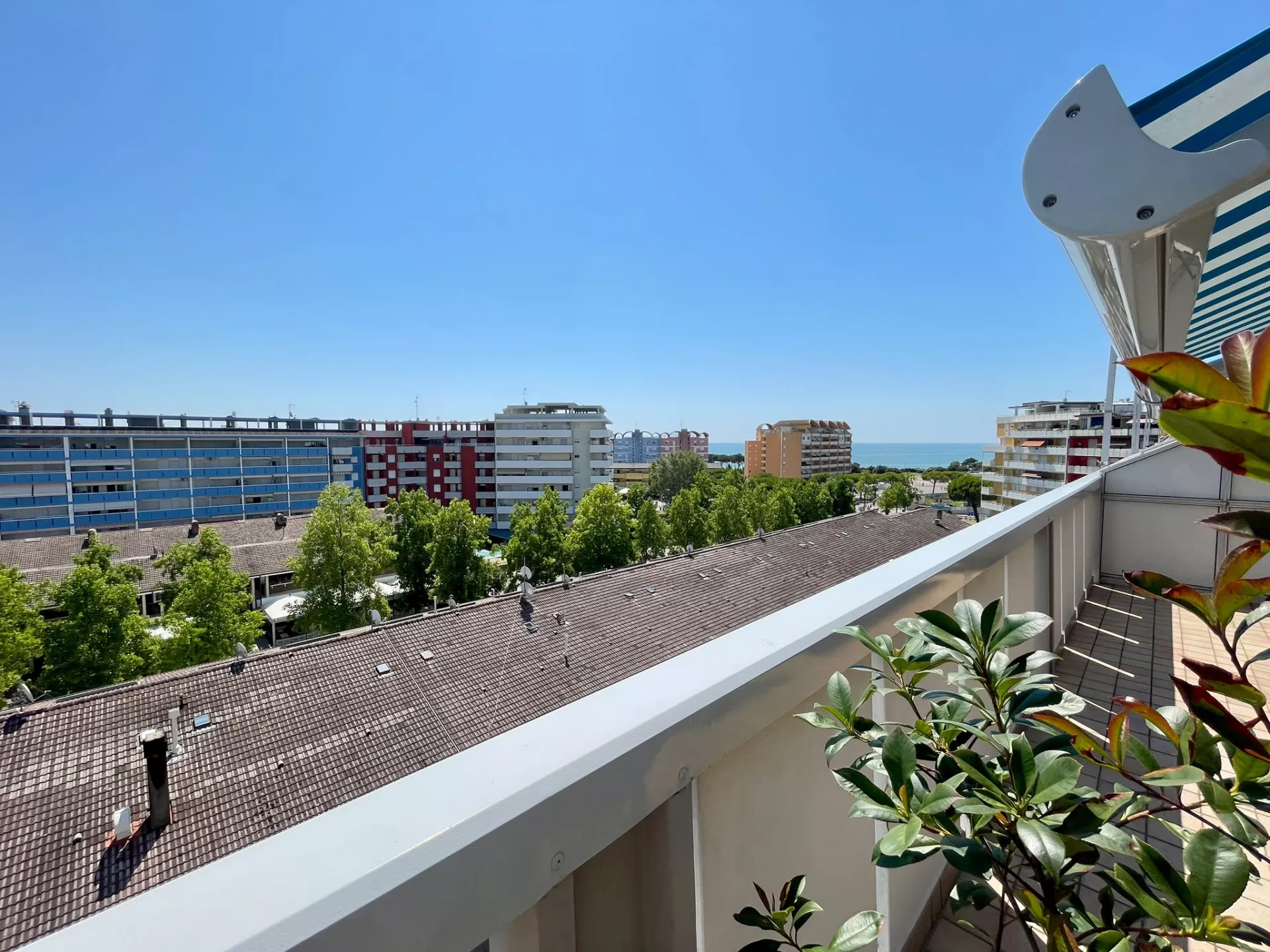 Attico vista mare con grande terrazza in Corso Venezia - SOGGIORNO ADRIATICO - Foto 16